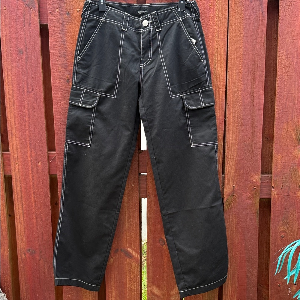 True Religion Black Cargo Pants with Contrast Stitching Size 27 - Picture 2 of 14